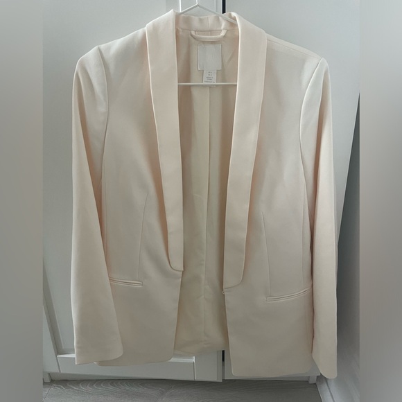 H&M White Blazer - Picture 2 of 2